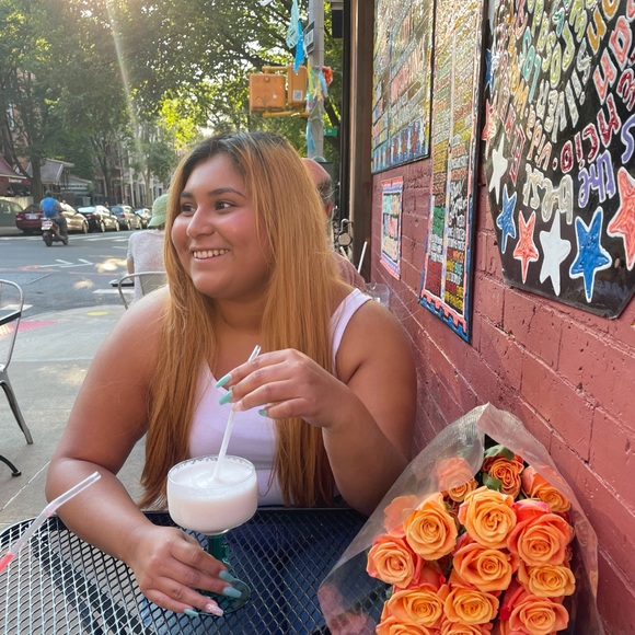 Meet your Posher, Raquel - Picture 4 of 4